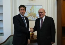 Исмаилов: Не трябва транспортът допълнително да оскъпява стоките и услугите Министър Корман Исмаилов и Н. Пр. Васил Гривна