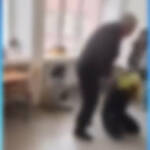 Охранител удря дете в Севлиево