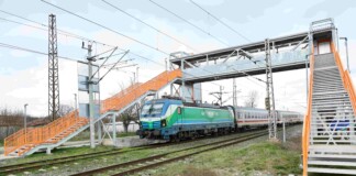 Откриването