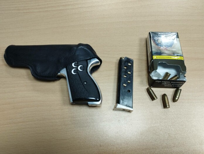 Пистолетът