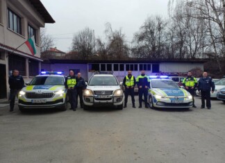 Полицаи в Костенец