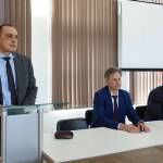 Представянето на новия директор