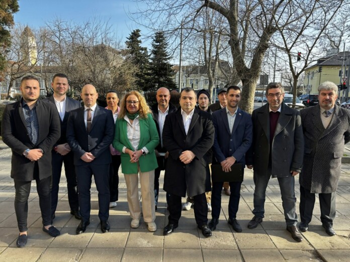 "Антикорупционен блок" регистрира листата си в Бургас