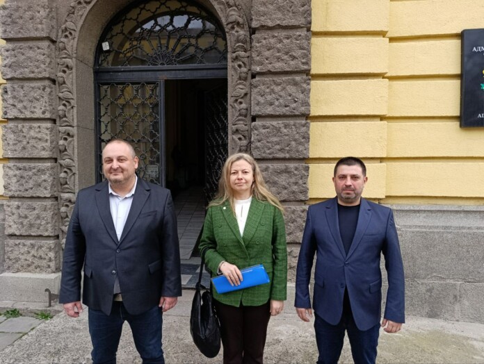 Регистриране на листата на "Възраждане" в Бургас