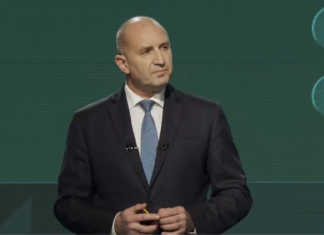 Румен Радев