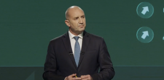 Румен Радев