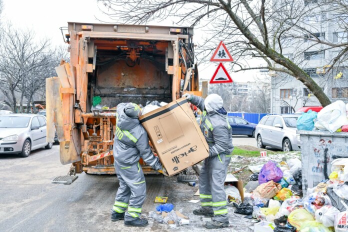Сметосъбиране в София
