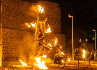 Огнен спектакъл в Ямбол Спектакълът