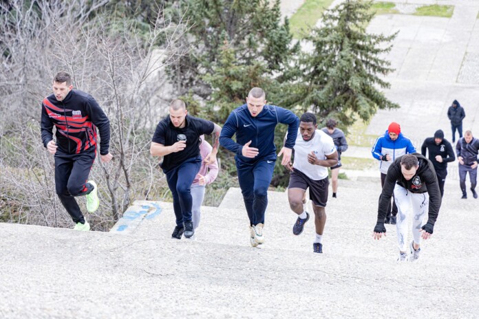 Бойци на SENSHI тренират на леден вятър във Варна