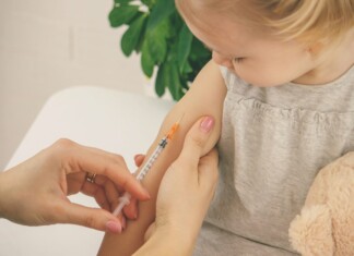 Ваксинация на дете