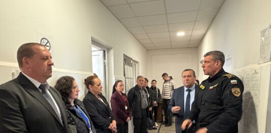 Държавата на място в Якоруда: Проверяват сигнали за манипулиране на вота