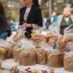 Ямбол дарява над 1000 козунака на пенсионери и хора в нужда за Великден