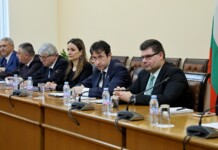 Правителството обяви нов пакет от мерки в подкрепа на транспортния сектор Над 100 млн. евро за транспортния сектор