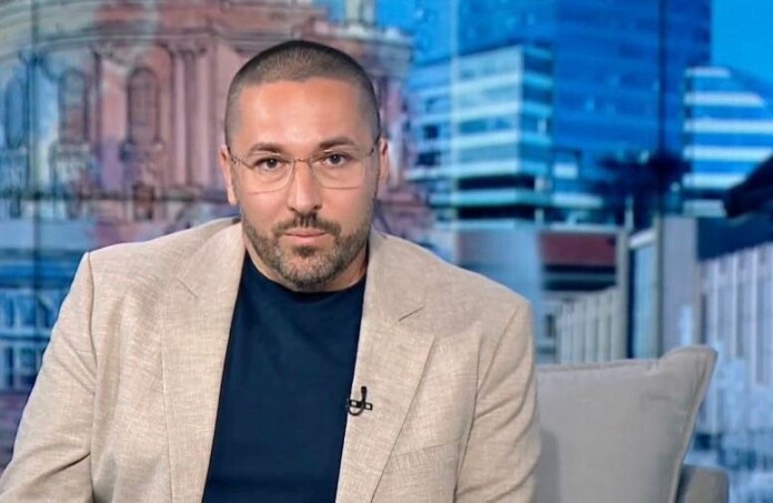 Николай Попов