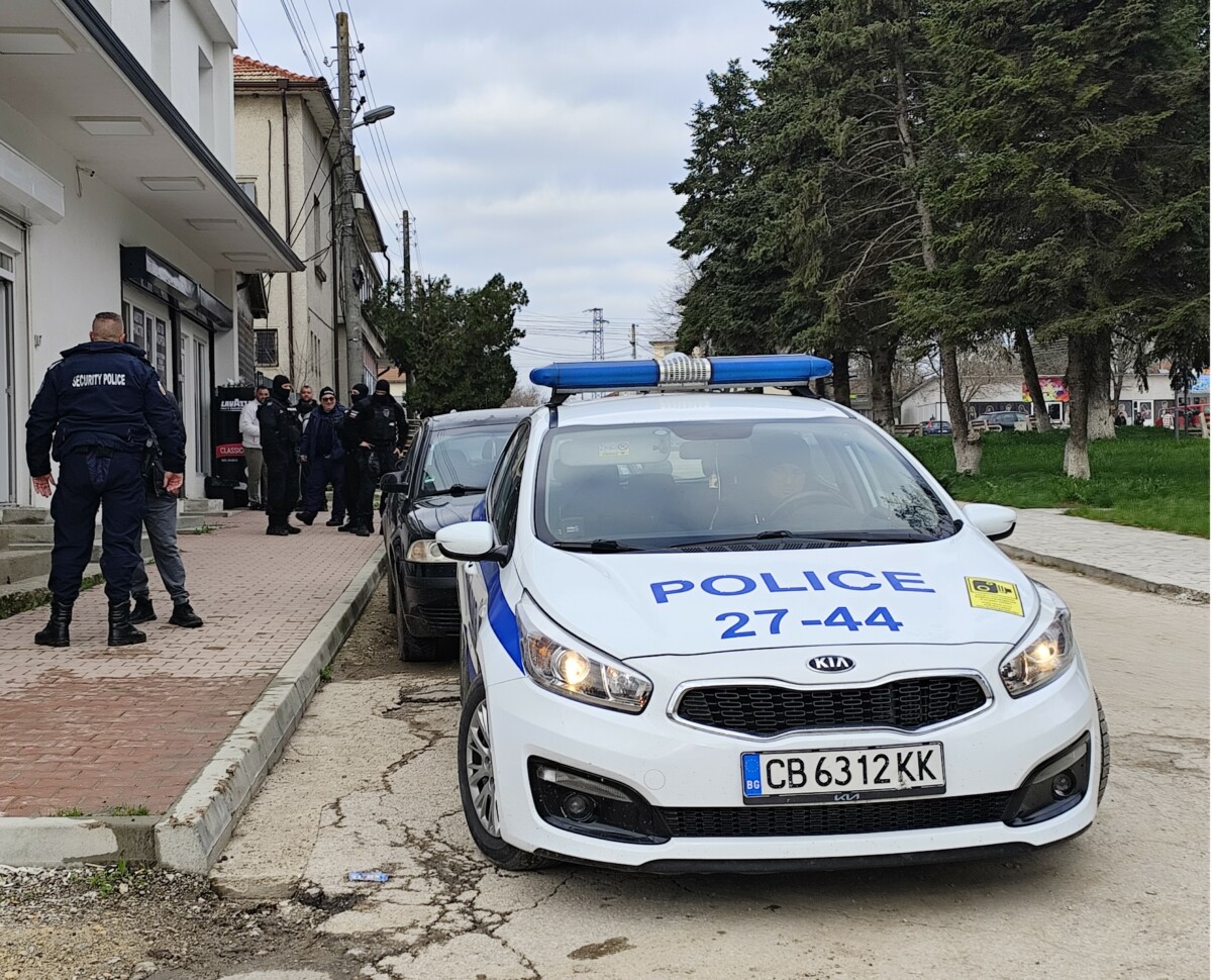 Служители на проведоха мащабна специализирана полицейска операция за противодействие на