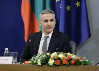 Андрей Гюров