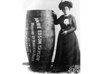 Ани Едсън Тейлър