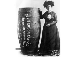 Ани Едсън Тейлър