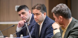 Божидар Божанов
