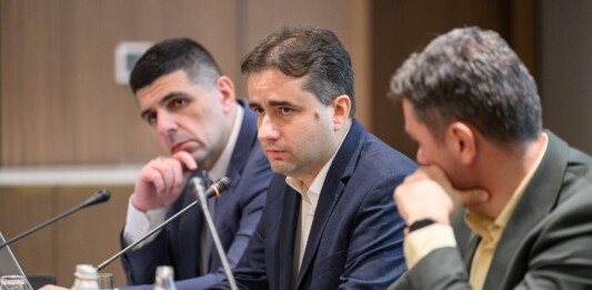 Божидар Божанов