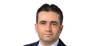 Божидар Божанов