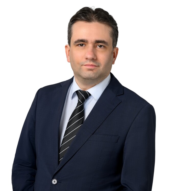 Божидар Божанов