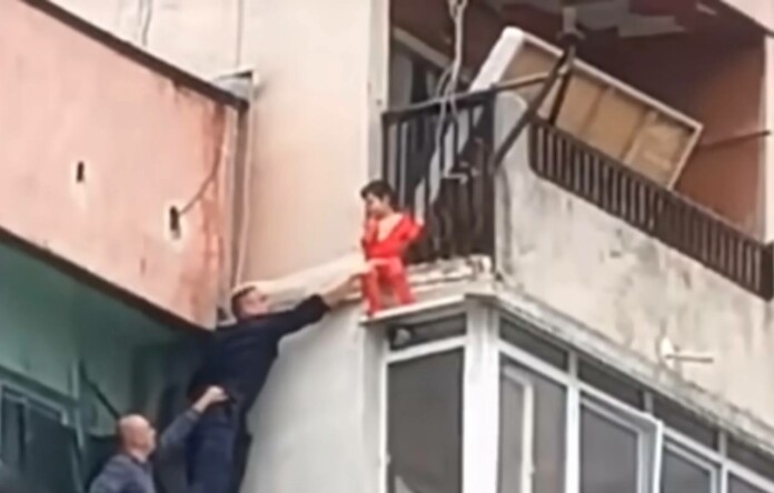 Дете в Ямбол