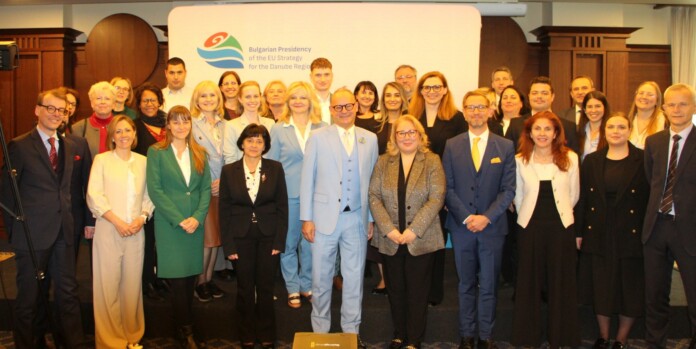 Зам.-министър Дора Янкова. Среща София