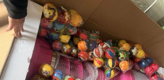Задържани незаконни играчки