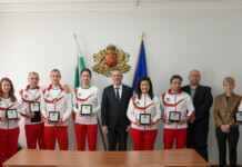 Министър Илиев награди медалистите от Европейското първенство по стрелба с лък