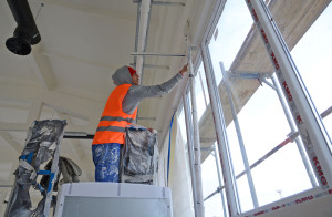 Ремонтът на спортен комплекс "Локомотив" във Варна: На какъв етап е? 1 Инспекцията на ремонта