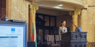 Ирена Младенова