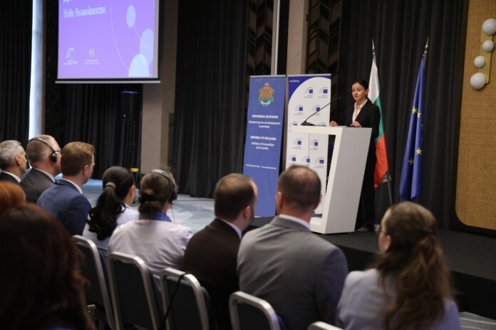 Ирена Младенова Ирена Младенова