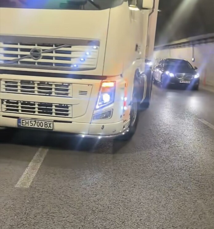 Камионът в тунел "Витиня"