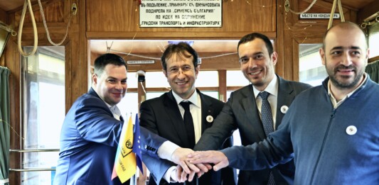 Връщане назад във времето: Първите трамваи на София ще бъдат върху марки