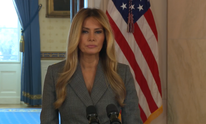 Мелания Тръмп Мелания Тръмп