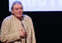 Почина големият български поет и композитор Михаил Белчев Почина поетът Михаил Белчев