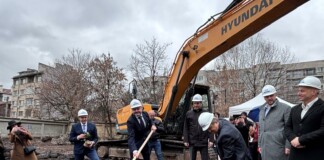 Нов шанс за млади хора: Строят "Къща на децата"