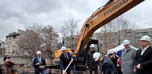 Нов шанс за млади хора: Строят "Къща на децата"