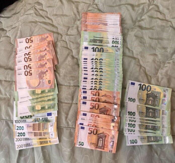 Пари, предназначени за купуване на гласове