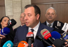 Петър Петров