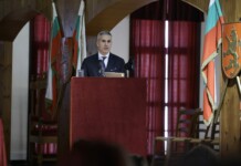 Премиерът Андрей Гюров