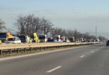 „Ние не сме крадци“: Собствениците на пътна помощ с демонстрация в София Протест на Пътна помощ