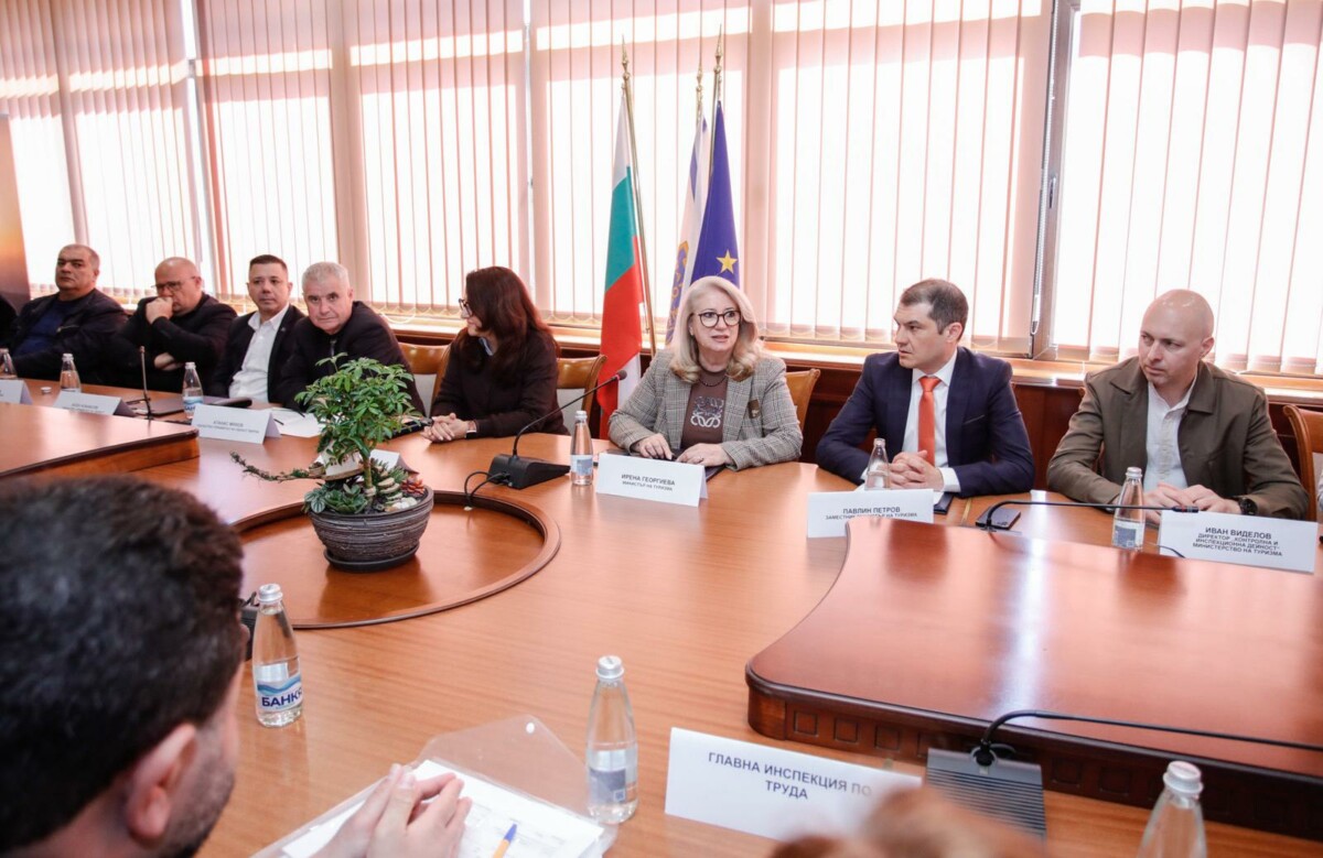 проведе координационна среща с представители на държавната и местната власт