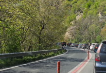 Трафикът през Кресненското дефиле