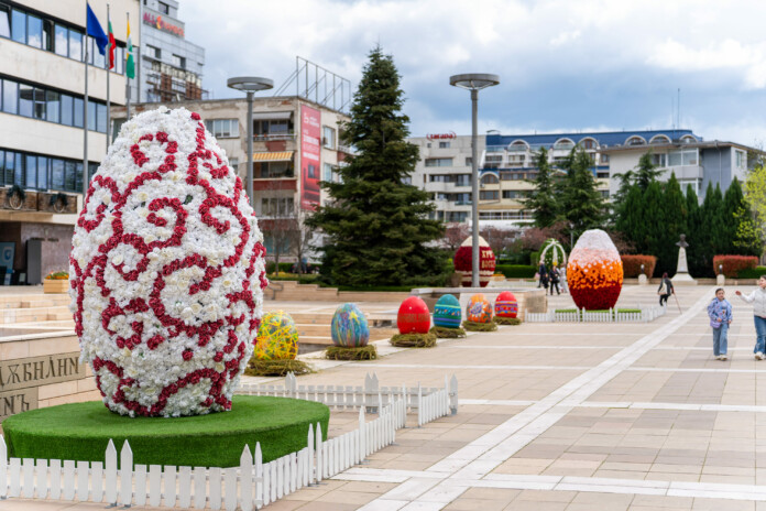 Великденската украса
