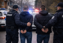 Грабеж посред бял ден в Радомир: Двама нападнаха жена и я ограбиха Задържани за нападение на жена