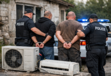 Задържани за кражба на климатици