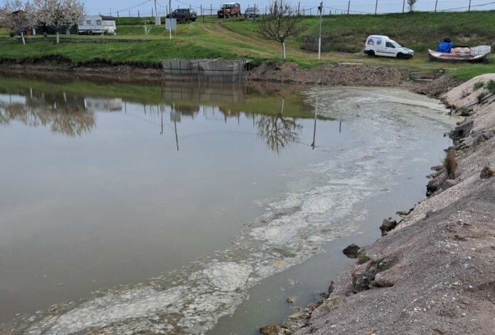 Сигнал за замърсяване на язовир „Чешме дере“