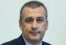 Министър на транспорта и съобщенията Георги Пеев